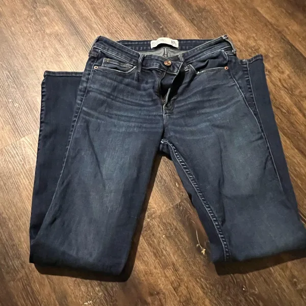 Abercrombie Jeans - Image 2