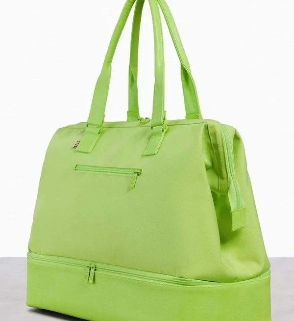 Béis The Weekender in Citron Green Travel Bag sold out color - Image 2
