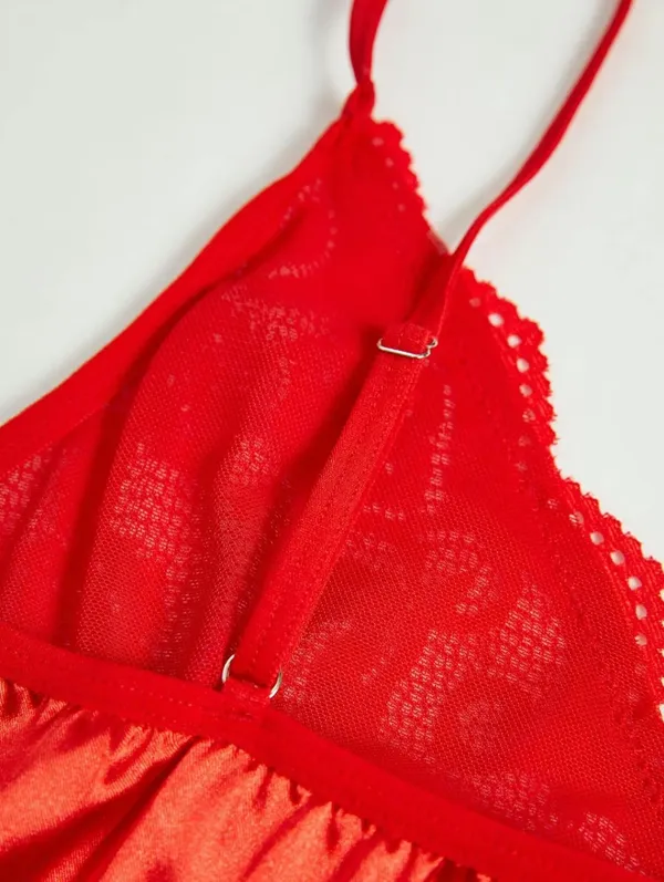 Red Pajama Set Size L - Image 3