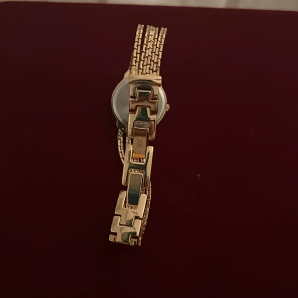 Lovely Vintage MOP Anne Klein Diamond Gold Watch - Image 8