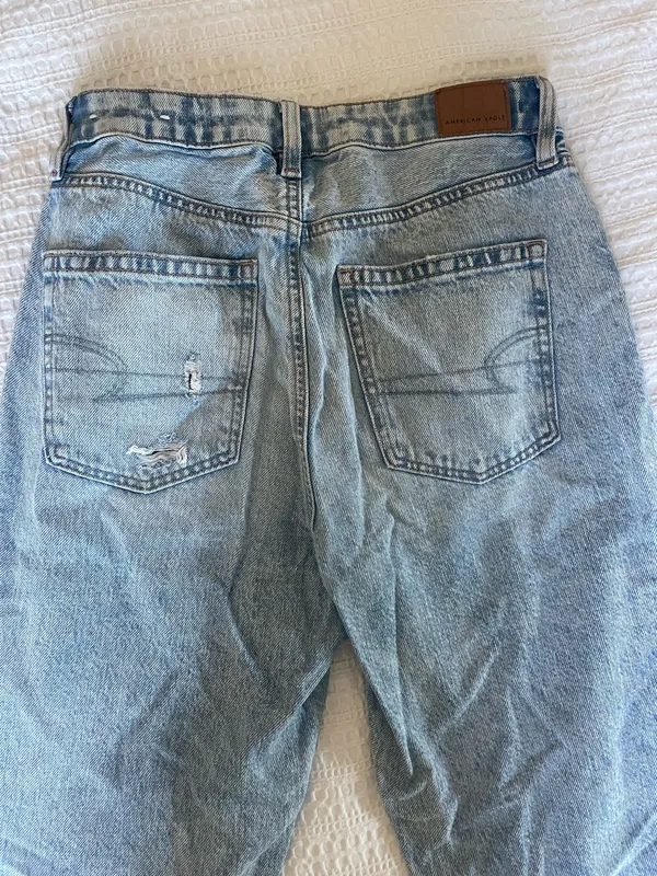 American Eagle Jeans - Image 5