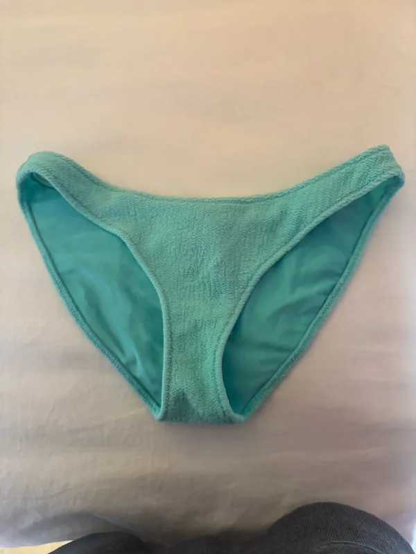 Triangl Bikini Set - Image 3