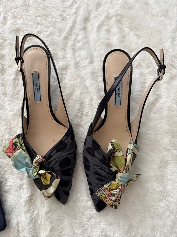 Prada Comic Collection Slingback Kitten Heels 36.5 Graphic Bow Runway Pumps - Image 2