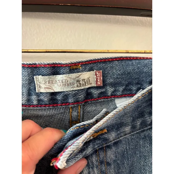 Levi's Womens 550 Relaxed Tapered Jeans Size 10 M Medium Wash Denim Mom 90s - Image 3
