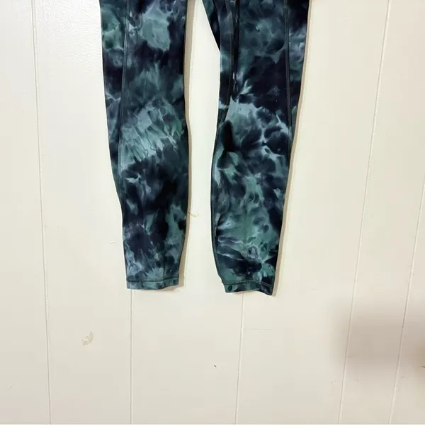 Lululemon Align HR Pant 25” Diamond Dye Silver Blue Tie Water Size 6 - Image 7