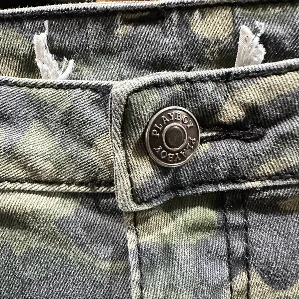 Playboy Bunny Camo Rhinestone Jeans – Juniors Size 9 - Image 6