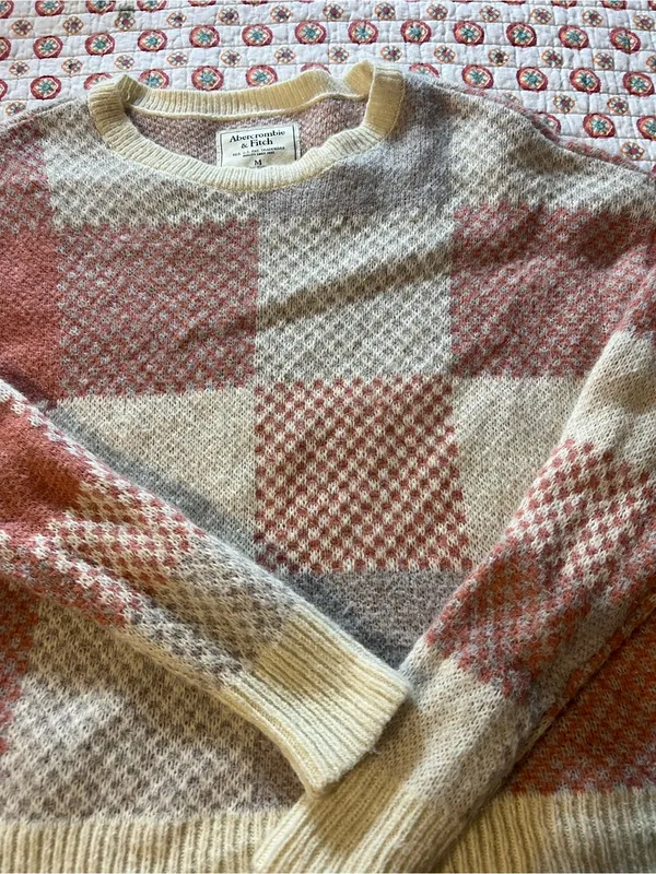 Abercrombie + Fitch Patchwork Knit Mohair Blend Crewneck Sweater size medium - Image 3