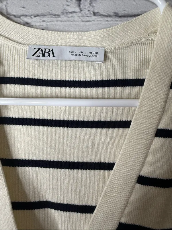 ZARA Cream & Black Striped Knit Button Front Vest size large - Image 5
