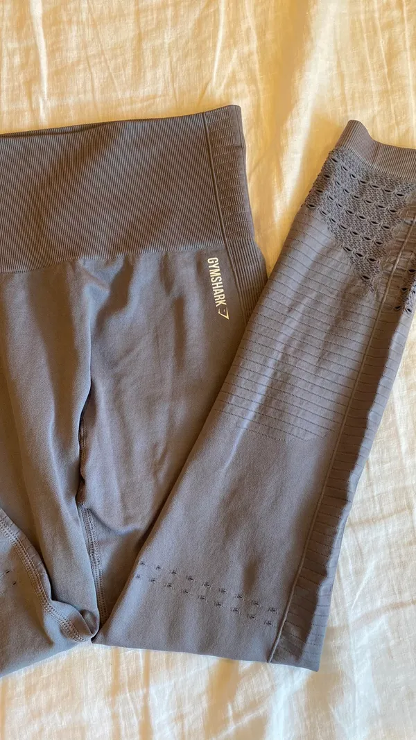 Gymshark NWOT Lilac Purple Leggings - Image 2