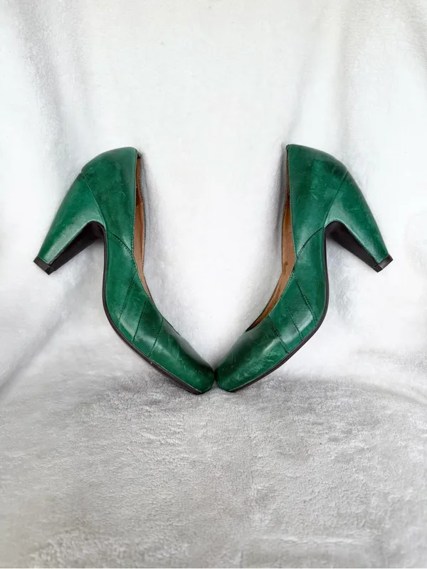 Miz Mooz Green Sunset Pumps Heels 6 Retro Round Toe Curved Heel Detailing - Image 6
