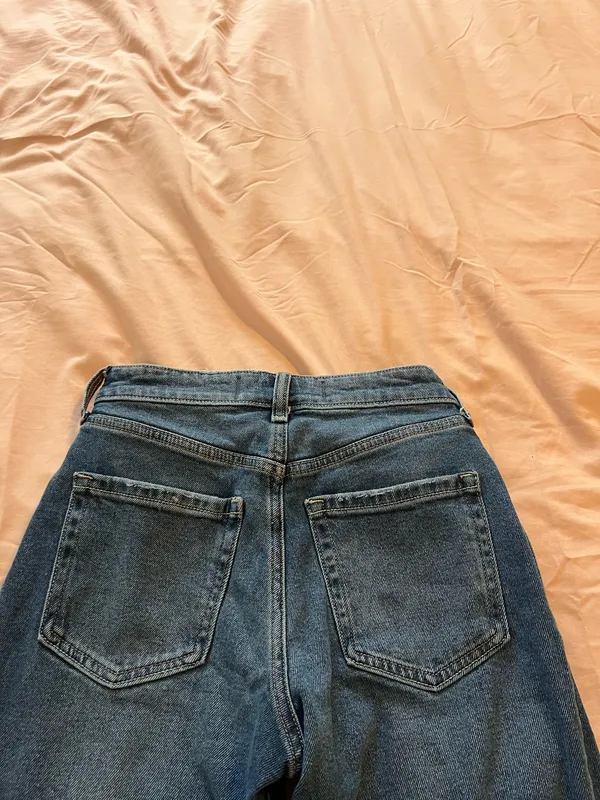 Hollister Dad High-Rise Jeans - Image 4