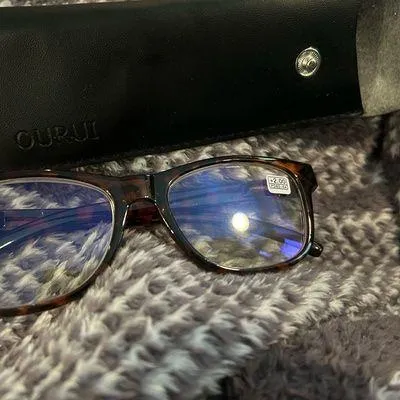 Blue light Blocking Glasses +2.00 with cover - Image 4