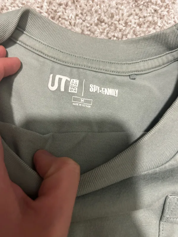 Uniqlo Spy Family T-Shirt - Image 3