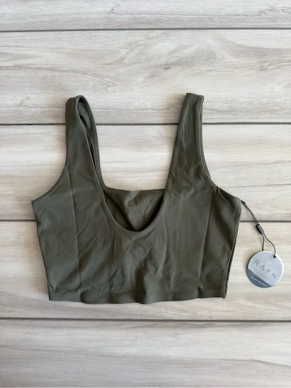 RAYN Crop Tank Top Medium Green NWT - Image 4