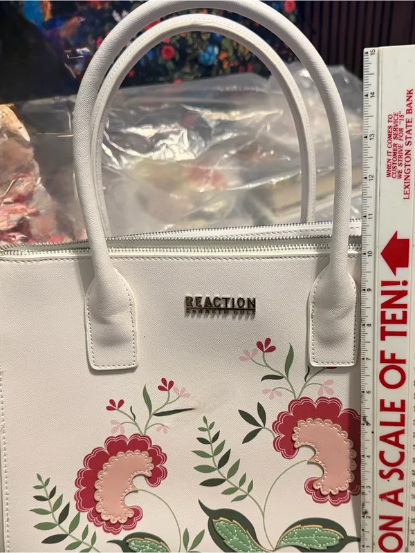 Kenneth Cole White Floral Flower Satchel Purse - Image 2