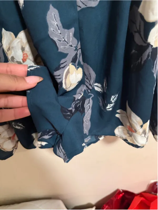 ASTR The Label Teal Floral Print Romper Shorts- Size Small - Image 6