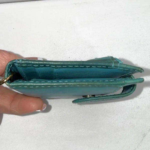 Buxton‎ Top Grain Cowhide Leather Minimalist Designer Turquoise Folding Wallet - Image 3