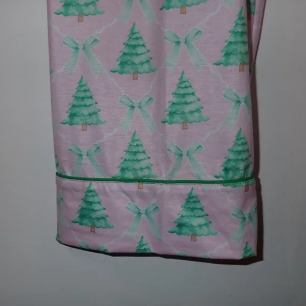Brand New Coastal Mermaid Pajama Pants Holiday Christmas Trees Pink Bows size L - Image 3