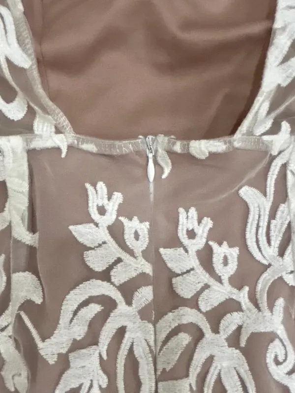 Love Triangle PURE GLAMOUR Nude&White Lace backless Formal maxi Dress-Size Small - Image 19
