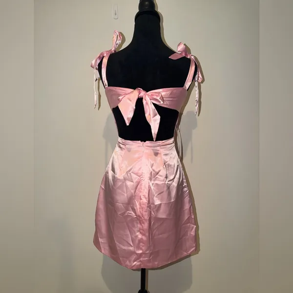 Glamlora - Image 4