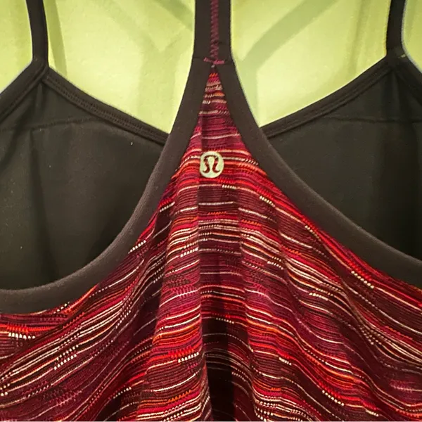 Lululemon Power Y Tank LuonSpace Dye Twist Women's‎ 6 Regal Plum Alarming Casual - Image 9