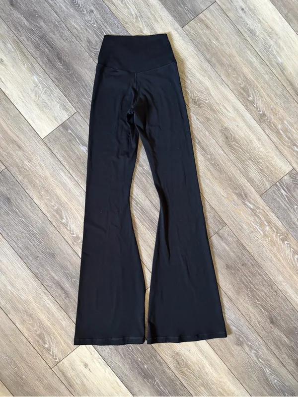 OFFLINE By Aerie Real Me High Waisted Crossover Flare Leggings - Image 6
