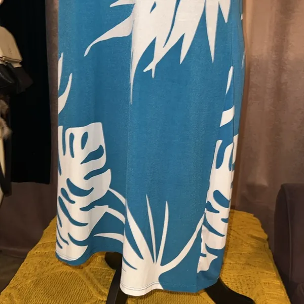 Alexandra + Oak Size M Short Sleeve Shift Dress - Image 3