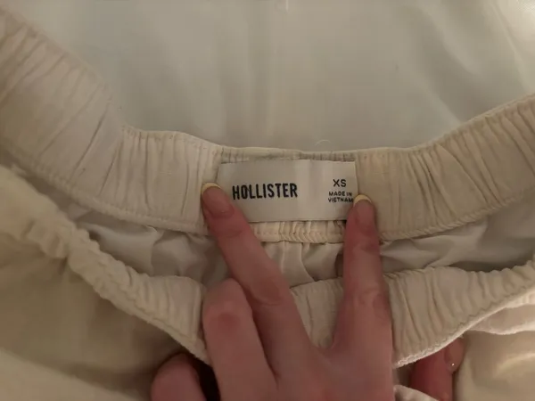 hollister shorts  - Image 2