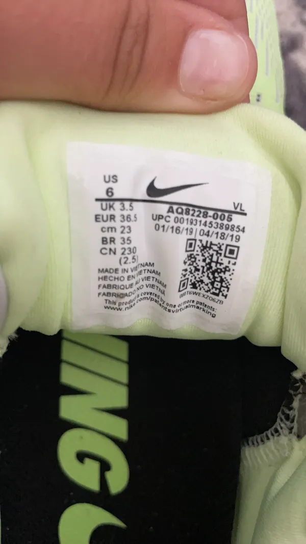 Running Shoes - Image 3