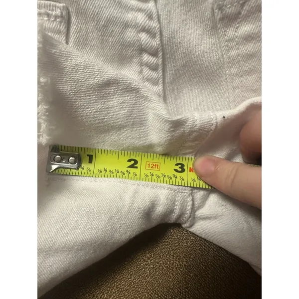 NWT Dear John Ava Frayed Hem Jean Shorts Optic White Size 28 - Image 4
