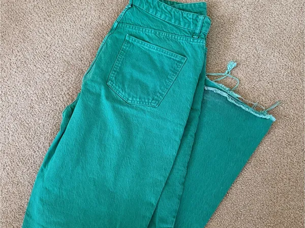 Zara High-Waist wide-Leg Jeans in Green - Image 2