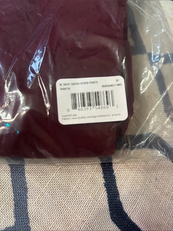 Figs Women’s Kade Cargo Scrub Pant in Burgundy size S/P - Image 5