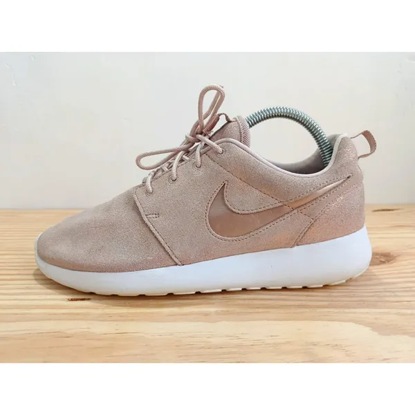 Nike Roshe One Premium Metallic Red Bronze Women’s Size 8.5 Sneakers - Image 2