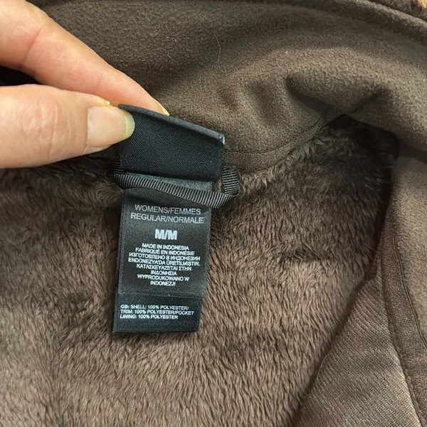 The North Face Women’s Brown Furry Osito Full Zip Jacket size M‎ - Image 7