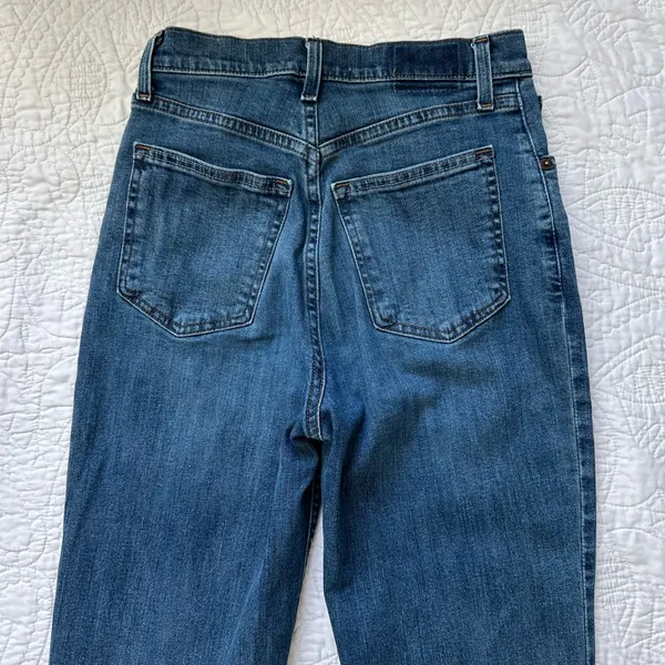 Abercrombie & Fitch Curve Love Ultra High Rise 90s Straight Jean size 26 - Image 9