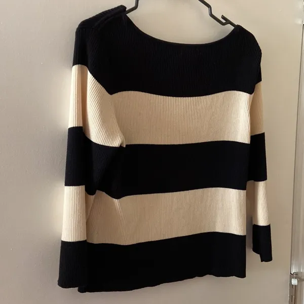 Rafaella Black and Cream Striped 3/4 sleeve Top Size L - Image 4