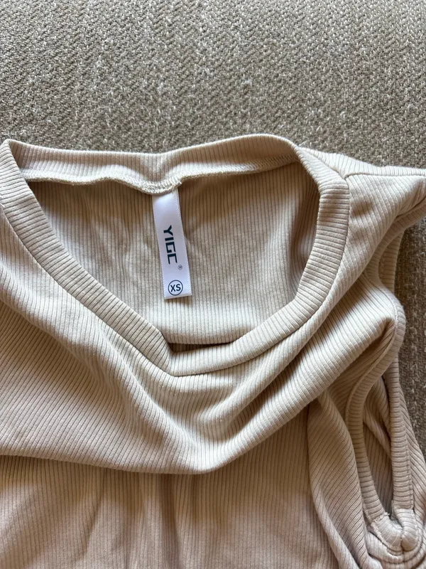 Amazon cream dress  - Image 4