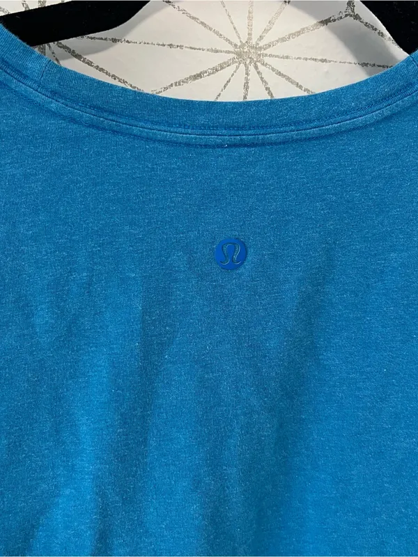 Lululemon Love Tee Teal - Image 3