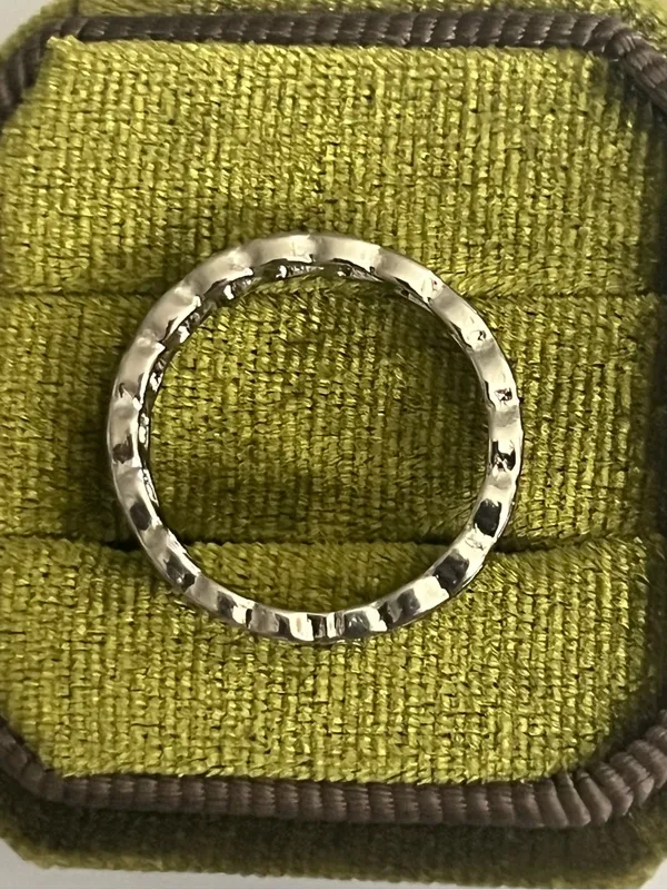 Stainless Steel Silver Heart Link Band - Silver Size 8 - Image 3
