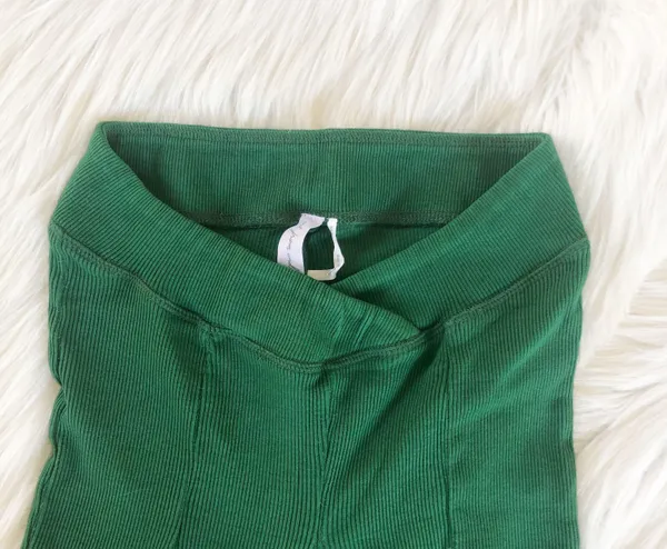 out from under Lola v-front lounge green pants, brand new with tag - Image 4