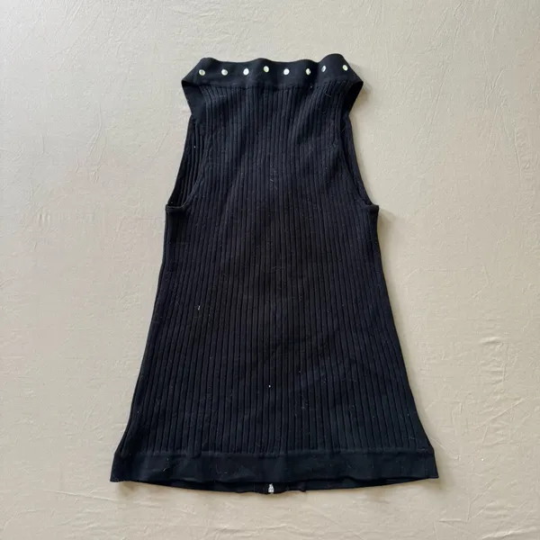 Beldini Vintage Y2K Studded Zip Front Sleeveless Knit Top - Image 2