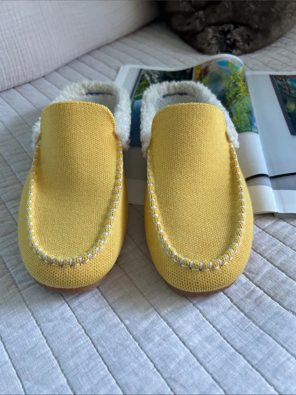 Rothy’s Scuff Sherpa lined wool mule Slippers in Popcorn yellow 8 washable - Image 2