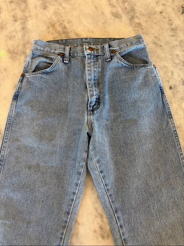 Wrangler Light Blue High-Rise Straight Jeans - Image 3