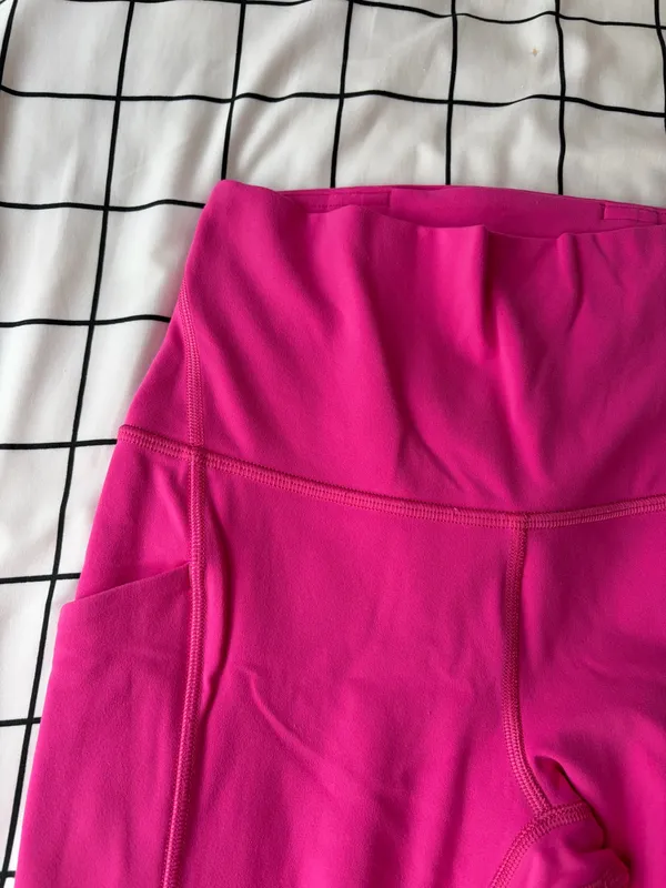 Woman’s Lululemon Sonic Pink Align Leggings Size 4. New With Tags. - Image 6