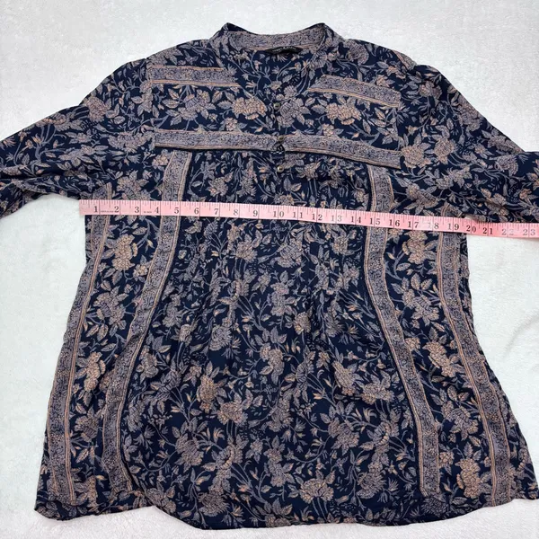LUCKY BRAND Top Blue Pink Floral Pin-tucked Front Boho 3/4 sleeve shirt size‎ M - Image 8