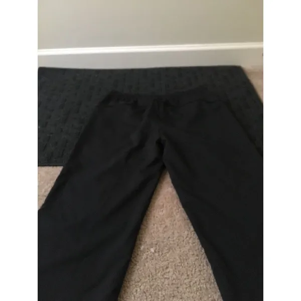 Nike Women's Black Athletic Capri Pants Pockets Size Medium - Image 6
