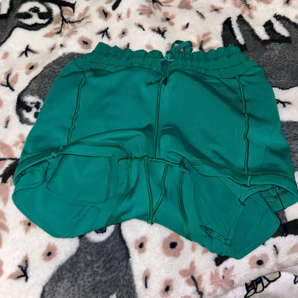 Aerie Green Shorts - Image 3