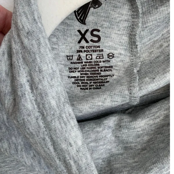 Atlanta Falcon's‎ Women's sweatshirt size XS - Image 2