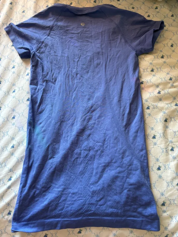 Lululemon Swiftly Tech Short Sleeve size 2 - Image 3
