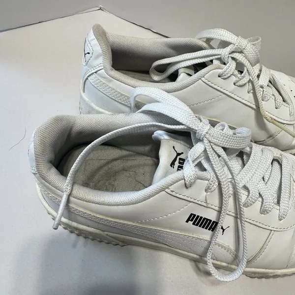 Puma Carina‎ Women's Athletic Sneakers Tennis Shoes Size 7.5 White Platform - Image 3